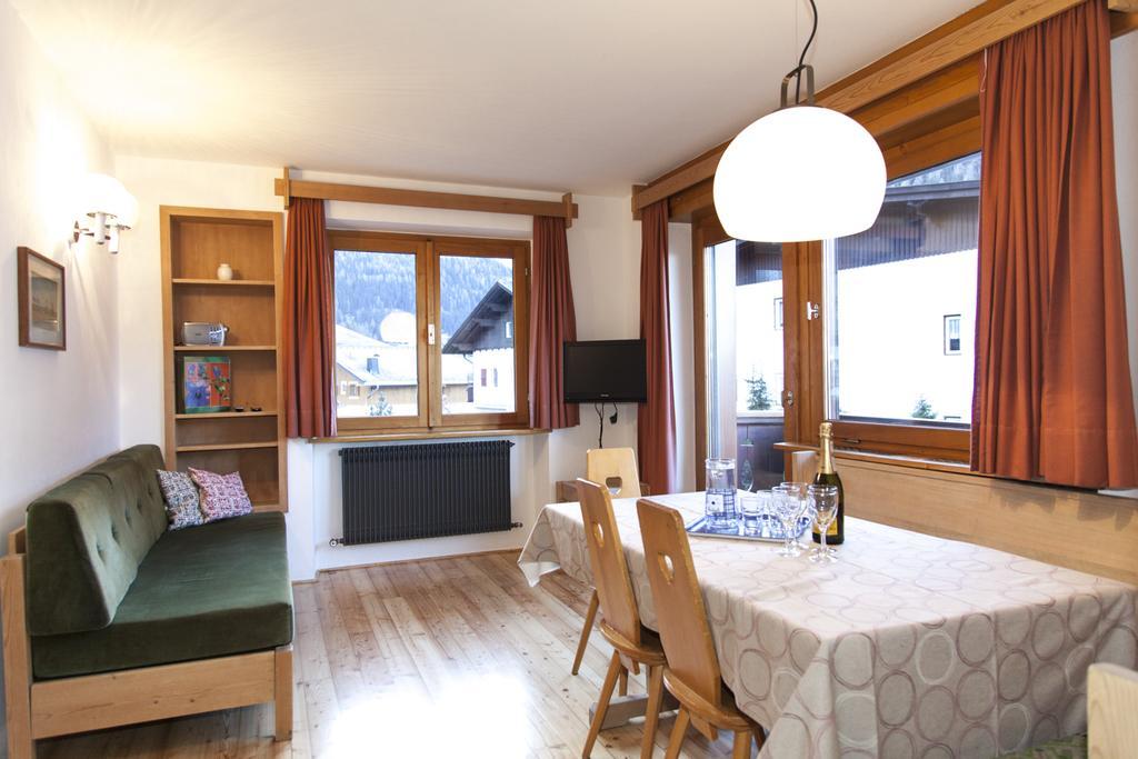 Appartamenti Chedul Selva di Val Gardena Bagian luar foto