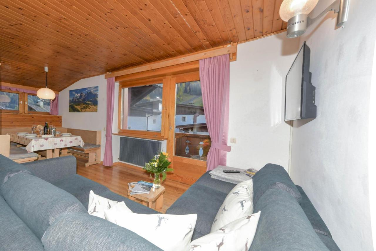 Appartamenti Chedul Selva di Val Gardena Bagian luar foto